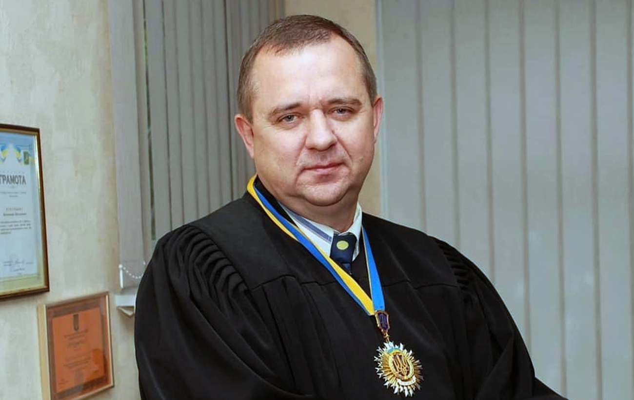 Потерпевший по делу Кернеса, пенсионер и лишь одна женщина. Кто идет в мэры Харькова (список)